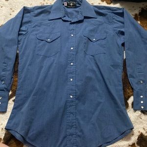 Pearl snap button up